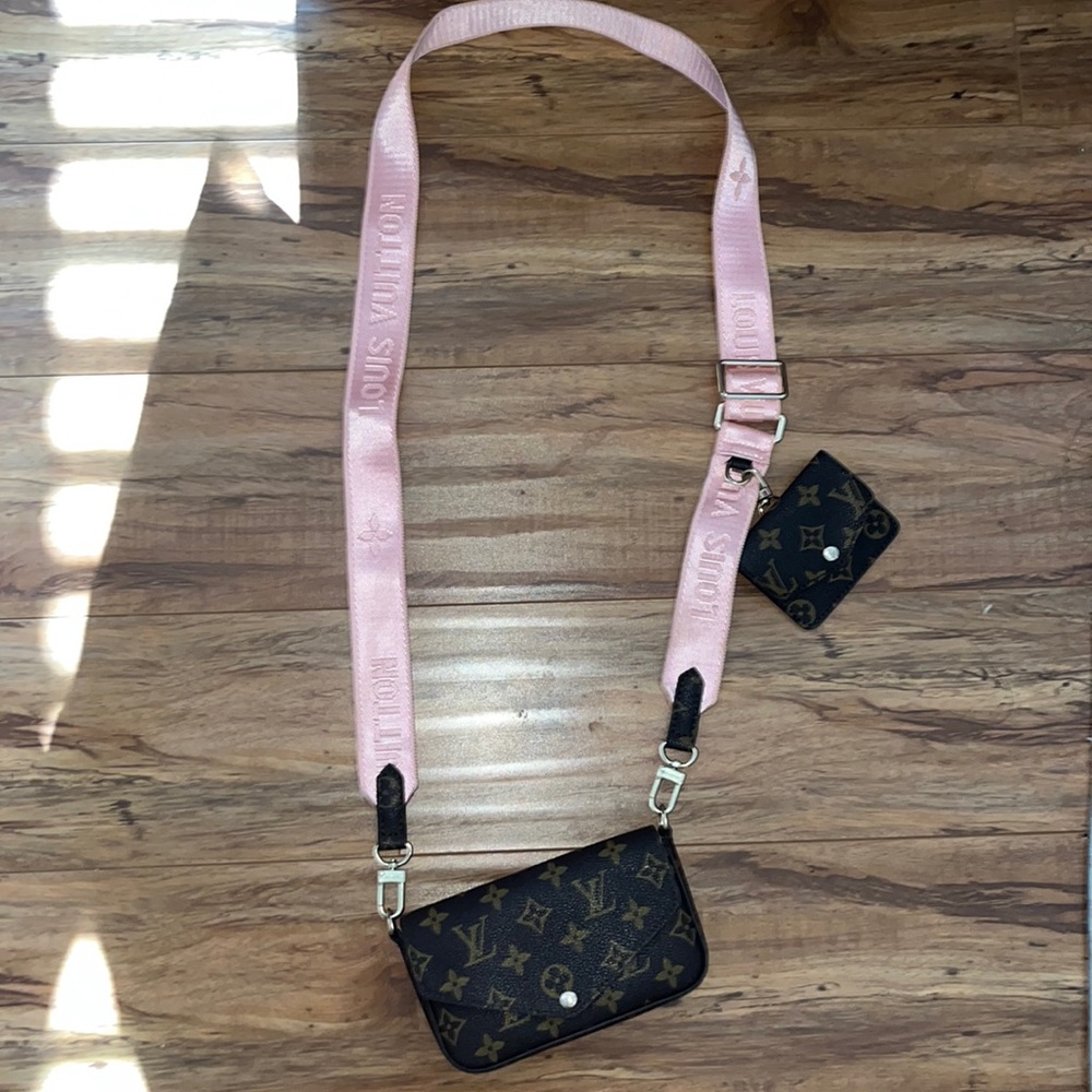 Louis Vuitton small purse